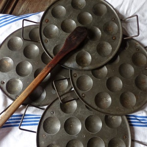 Vintage french snail baking/serving pans. Vintage escargot pans. French country kitchen.