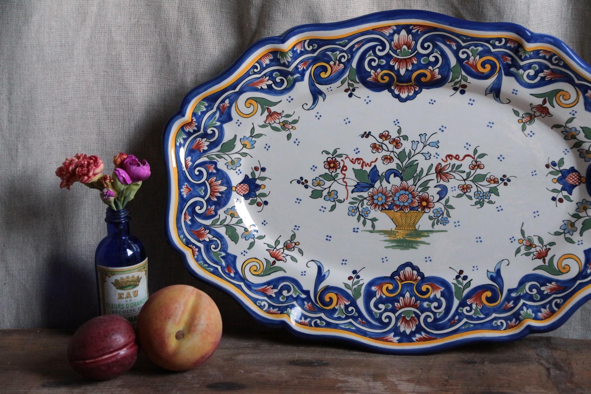 ANCIENNE CLOCHE À fromage Poire et papillon faïence Rouen peinture