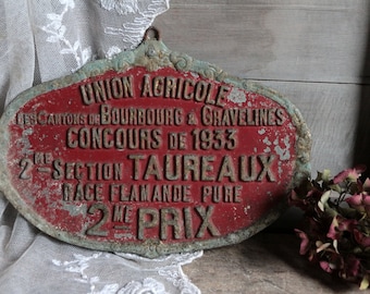 Antique french cattle agricultural prize award plaque for Flemish bulls. Red. Rustic Farmhouse Shabby french Jeanne d'Arc living