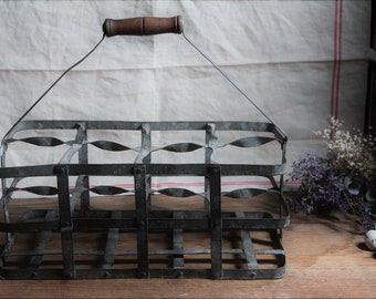 Ancien porte-bouteilles fer galvanisé 10 compartiments - style