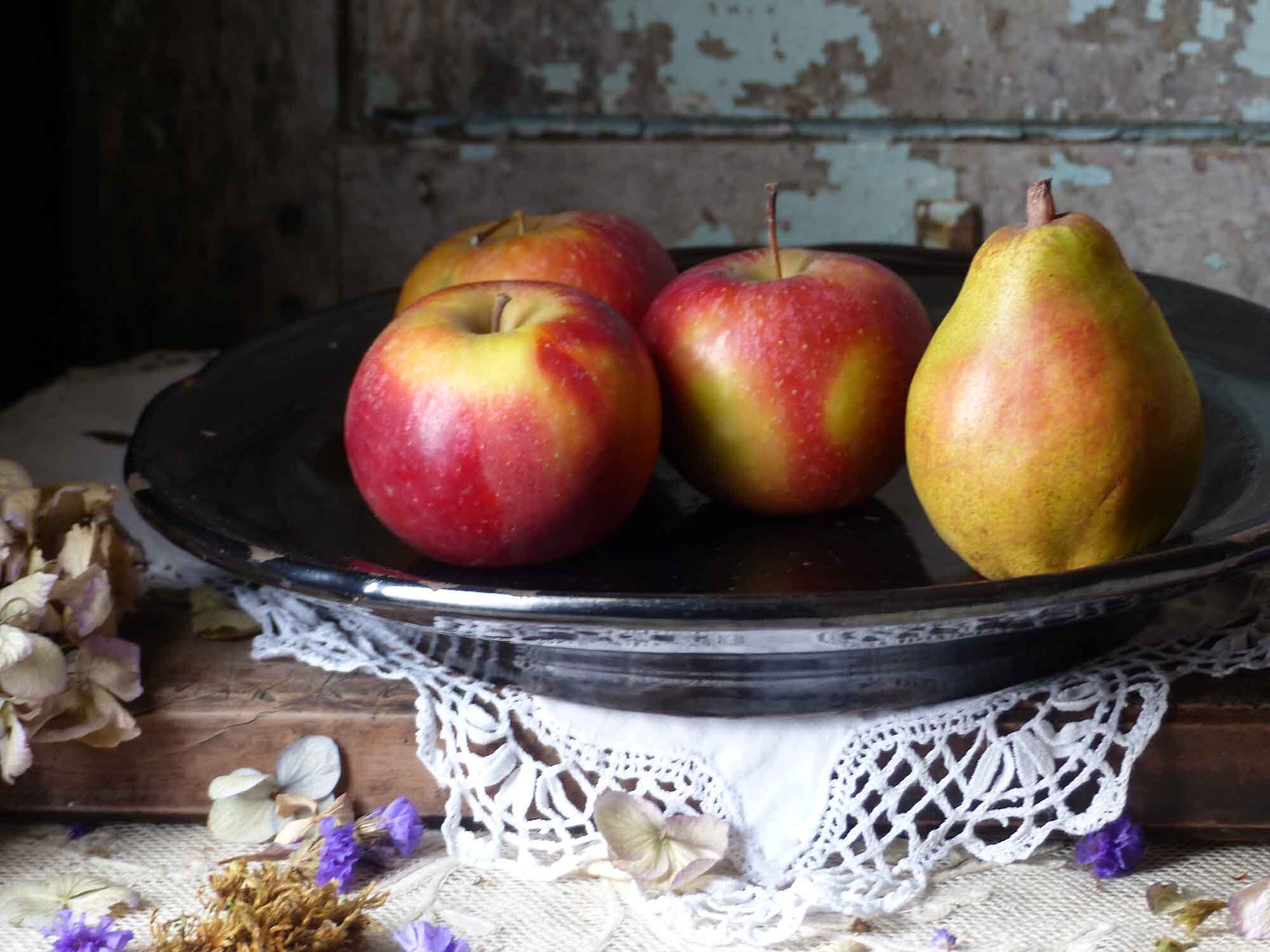 Vintage Français Plateau de Poterie en Glaçure Noire. Glaçure Brune Espresso Bol Noir Antique. Plate