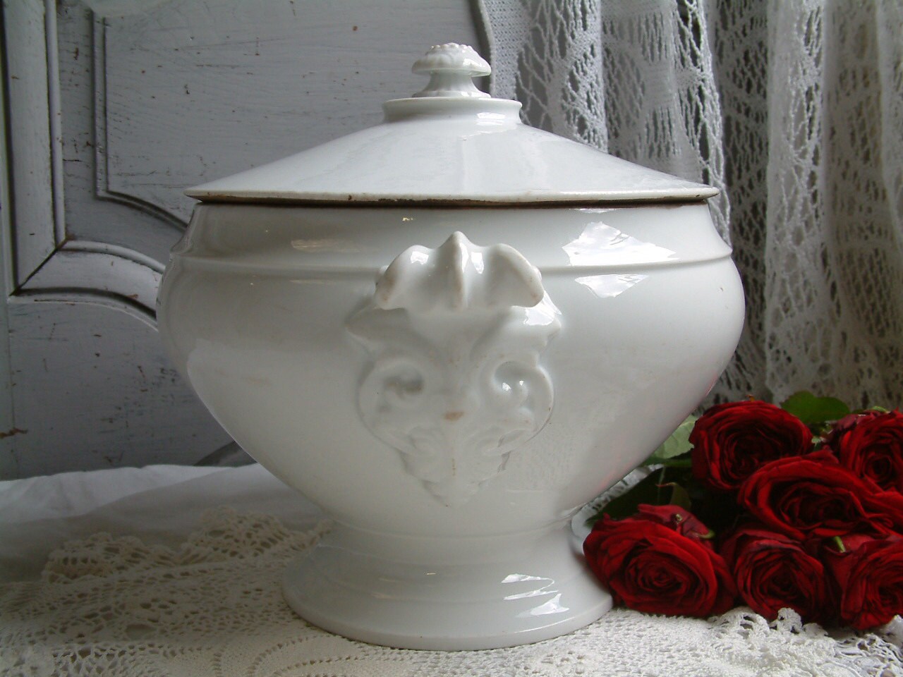 Antique Paris Porcelaine Soupière avec Couvercle. Soupière en Blanche. Blanche Français. Plat de Ser