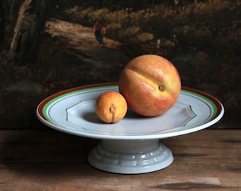 Antiguo plato francés con patas de piedra de hierro, soporte para pasteles Art Déco Creil Montereau