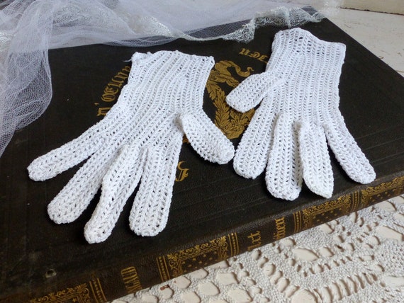 French antique hand crochet lace gloves. White sm… - image 5