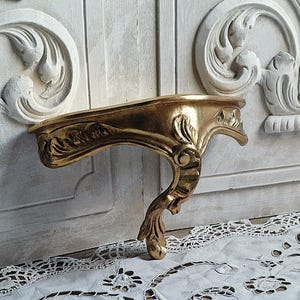 French vintage small gilded wood wall shelf console. Romantic cottage decor. Baroque gold wall shelf Small statue display Knicknack shelf
