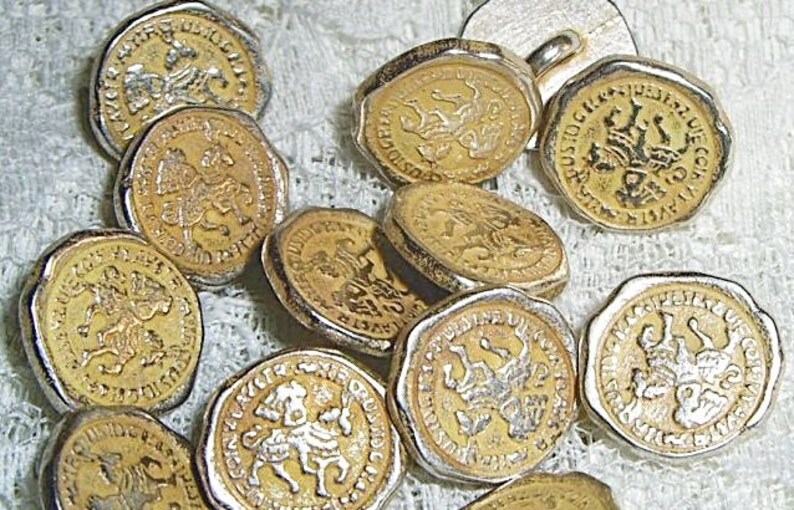 Metal Buttons, Button, Antique, Medieval, Reenactment, LARP, Coat of Arms, Knight, Antiquity, Historical, Military, Costume, Uniform, 5-40 image 5