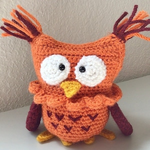 Crochet Owl pattern - animal amigurumi woodland bird pattern pdf Digital Download