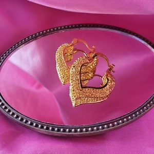Gold heart mini hoop earrings