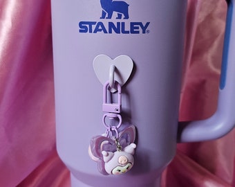 Set Di Charm Lettera Per Stanley Cup 0.4L, Portachiavi Con Catena Rinforzata, Nappa E Farfalla, Colore Viola