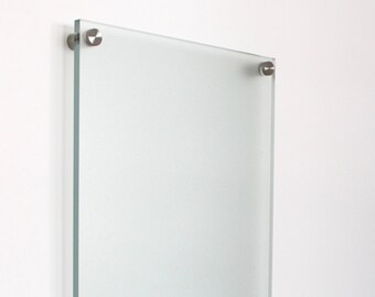 Dry erase floating memo board
