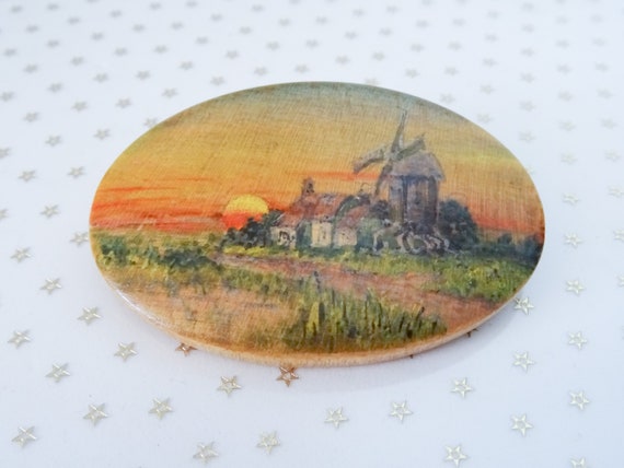 Vintage 40s | Wooden | Hand Painted | Scene | Wind