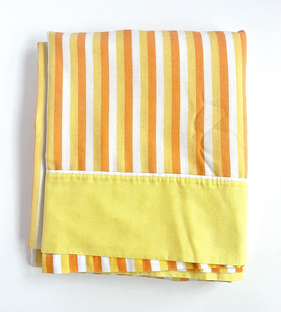 ORANGE STRIPED SHEET, Twin Flat, Vintage Bed Linens, Popsicle Colors Orange Yellow, Poly/Cotton, Dan River, 70s Decor, Crafting Fabric