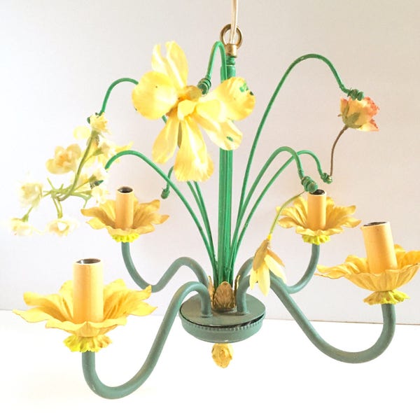 Floral Chandelier Vintage Candle Lamp Metal Faux Flowers Tole Lamp Yellow Daffodils
