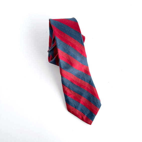 VINTAGE SULKA TIE, Classic Red Blue Stripe, All Silk, Men's