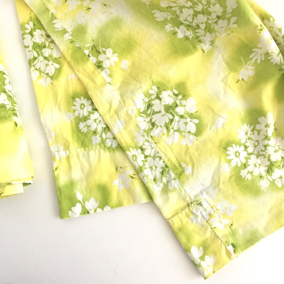 Vintage PILLOWCASES YELLOW FLORAL Cotton Standard Size Etsy
