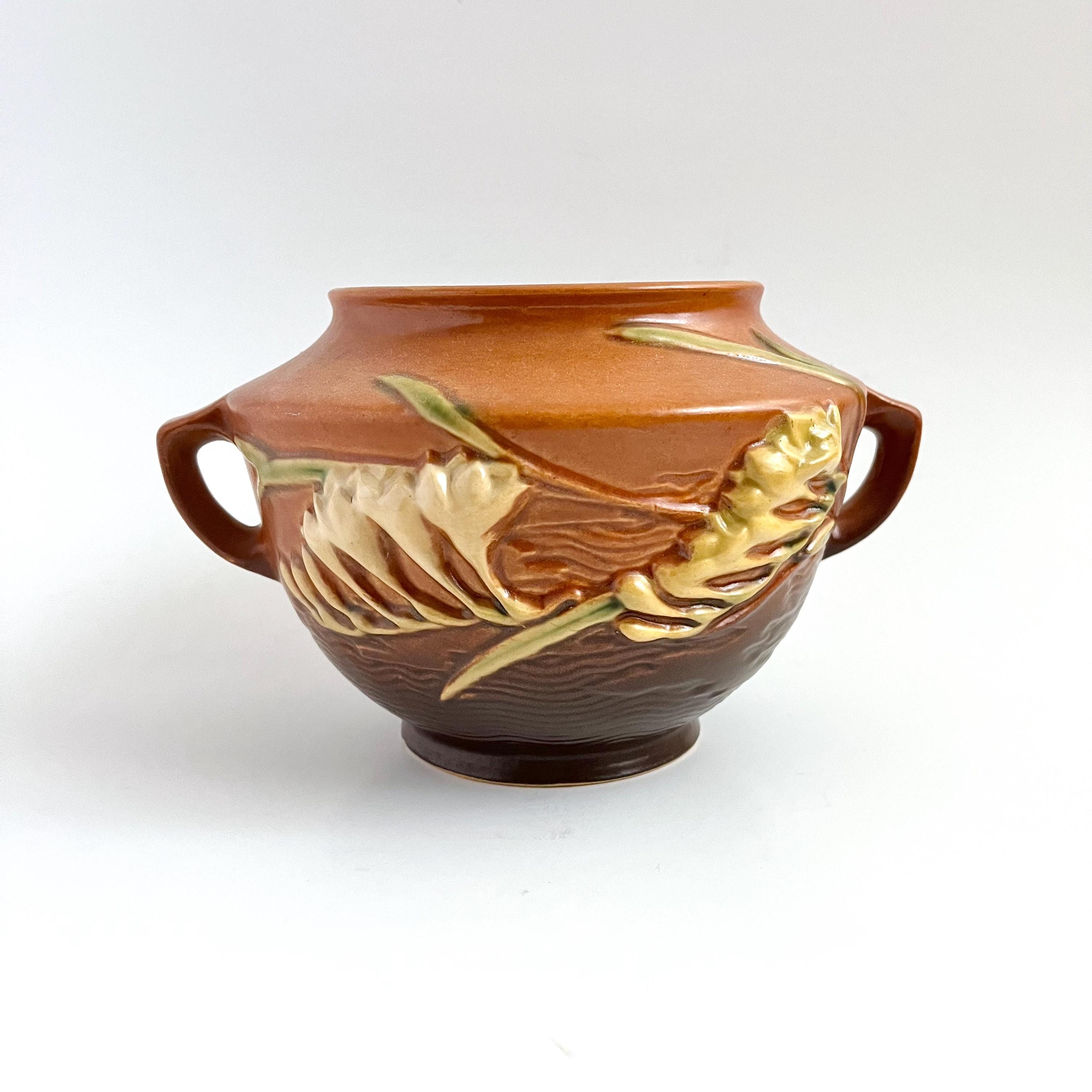 ROSEVILLE FREESIA JARDINIERE, #463-5, Collectible Ceramics, 1940s