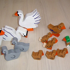 pdf patterns / tutorial for 10 different wooden animals in Waldorf style, DIY - swan, duck, duckling