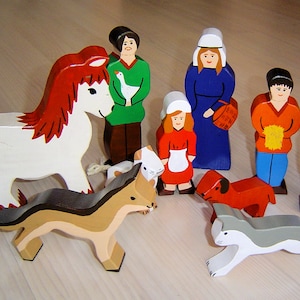 pdf patterns / tutorial for 10 different wooden figures in Waldorf style, DIY - farmer, father, mother, child, girl, boy, dog, cat, horse
