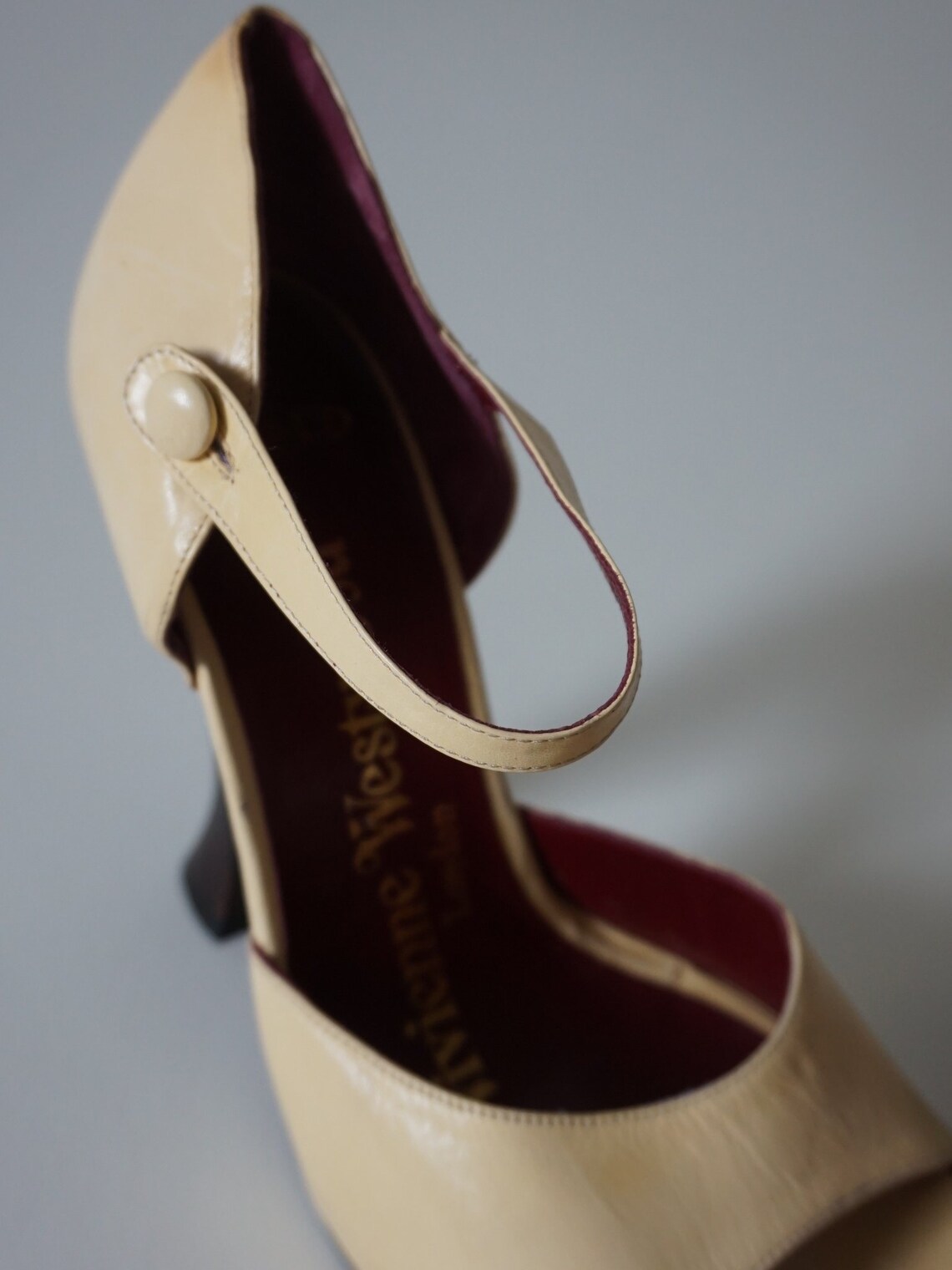 vivienne westwood toe post sandals