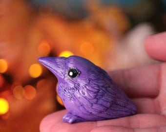 Figura de cuervo morado hecha a mano, escultura animal en miniatura
