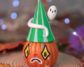 Figura de calabaza de Halloween con payaso triste, escultura de calabaza hecha a mano.