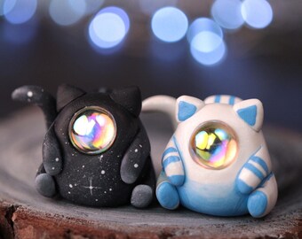 Preorder Catronaut, Handmade cat astronaut figurine, Chonky cute kitty miniature, Nerdy sci fi desk art for cat lovers