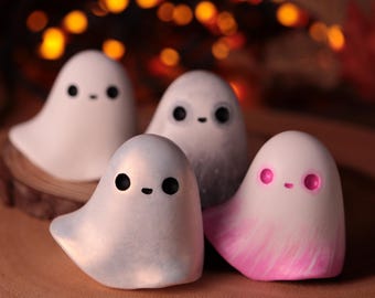 Figura de fantasma flotante hecha a mano, escultura en miniatura de fantasma espeluznante