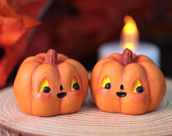 Handmade Tiny Pumpkin Figurine, Jack o'lantern miniature