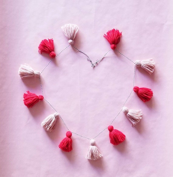 Valentine's Day yarn tassel garland-yarn tassels-Valentine's decor-Valentine's wall hanging-yarn decor-boho decor-red-dusty pink Il_570xn