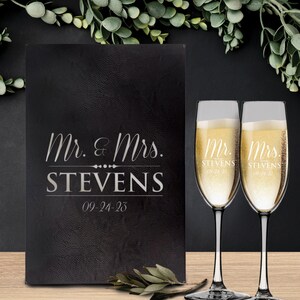 Personalized Champagne Glasses, Gifts for Couples, Mr and Mrs Flutes, Personalized Toasting Glasses, Couples Wine Glasses, Set of 2