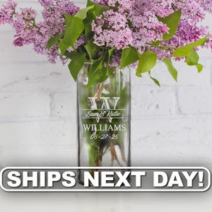 Flower Vase Wedding, Table Centerpiece, Custom Wedding Flower Centerpieces, Monogrammed Flower Vase for Wedding, Engraved Vase Centerpieces