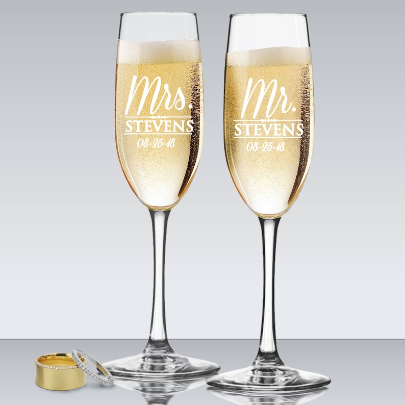 Mr And Mrs Personalized Champagne Flutes Wedding Toasting Etsy
