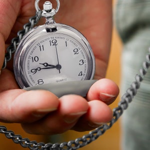 Personalized Pocket Watch, Groomsmen Gift, Mens Pocket Watch, Groomsmen Pocket Watch, Pocket Watches for Men, Silver Pocket Watch