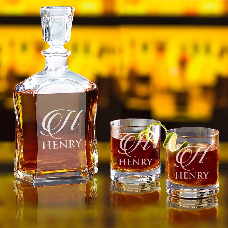 Personalized Whiskey Decanter Set With 4 Whiskey Glasses