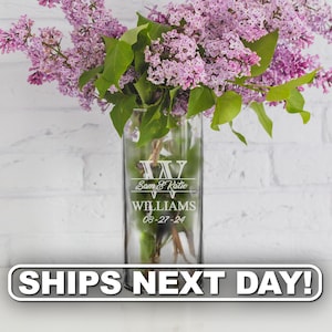 Flower Vase Wedding, Table Centerpiece, Custom Wedding Flower Centerpieces, Monogrammed Flower Vase for Wedding, Engraved Vase Centerpieces