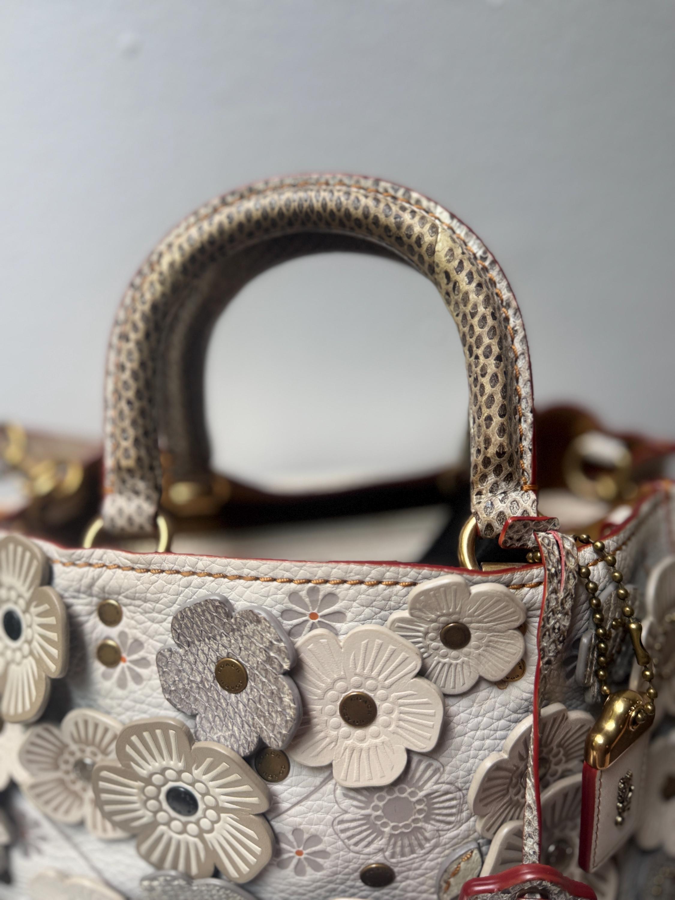 コーチ スネークスキン ローグ バッグ ティーローズ 58964 チョーク