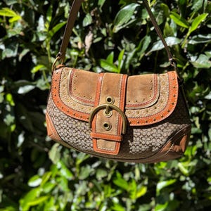 COACH SOHO Cartable avec boucle et rabat F11517 Rivet clouté