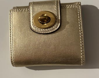 Vintage Coach Signature Legacy Kiss Lock Wallet With Lilac and