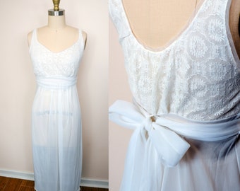 Vintage 1950s White sheer Lace & Nylon Full Slip Nightgown Chiffon Bow Wedding Bridal Angel Rogers Size 32 Small