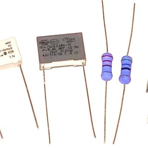 Kenwood Chef A901 Repair Kit Capacitors, Resistors, Triac & Guide to Fix Mixer image 2