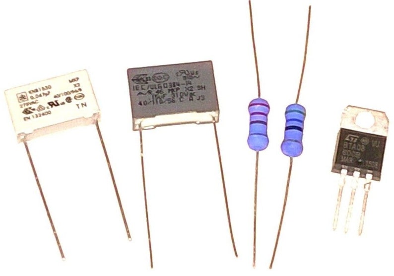 Kenwood Chef A901 Repair Kit Capacitors, Resistors, Triac & Guide to Fix Mixer image 2