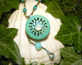 Siren Secrets - handmade Necklace with Locket Medaillon
