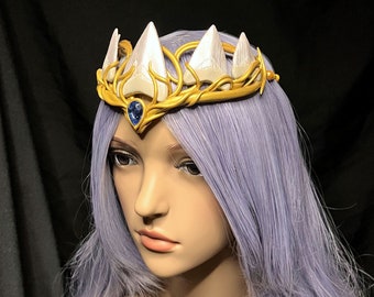 Megalodon Royalty - unique Merfolk Crown with handmade Sharkteeth - OOAK