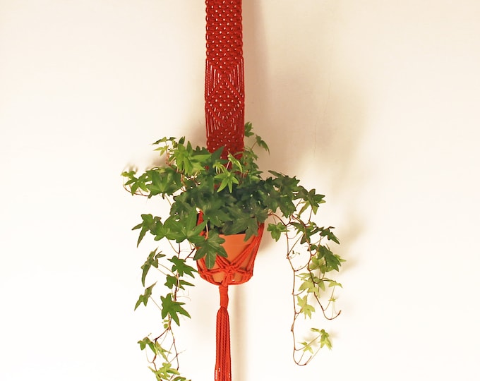 Wall Hanging planter, Red tile wall hanging,  Red hanging planter, Red tile wall hanger, Macrame pot holder, Wall hanging planter