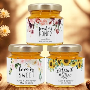 Personalized Honey Wedding Favors: Mini Jars with Floral Stickers
