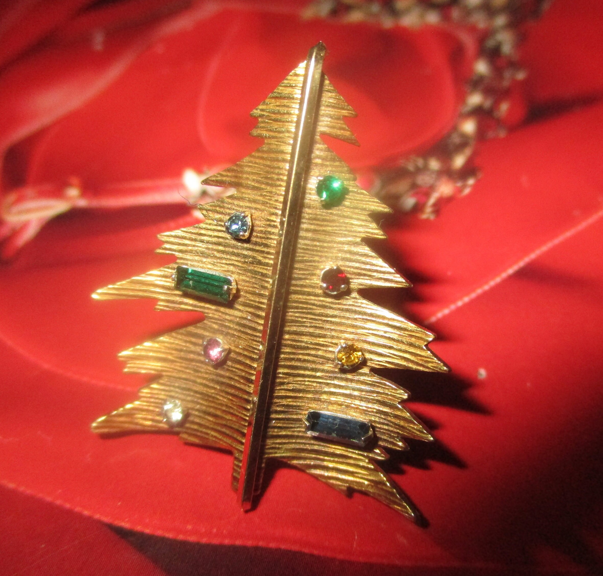 KREMENTZ 14K Jeweled Christmas Tree Pin Gold Overlay Rare