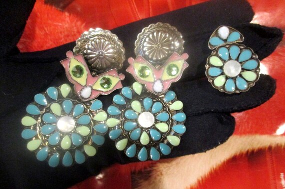 ZOE COSTE 3" MaRDI GrAS Earring + Ring Masked Owl… - image 3