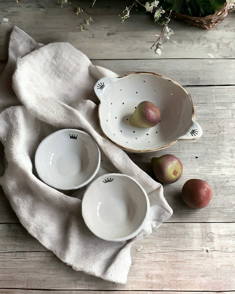 Crown berry bowl and snack bowl housewarming gift handcrafted ceramic fruit bowl for queen lover Crown Collection crown decor handmade bowl Berry + Side Bowl