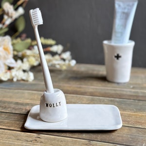 Handmade ceramic bathroom accessory custom individual handmade Toothbrush holder personalized ceramic bathroom decor space-saving gift