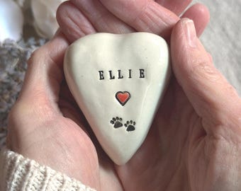 Pet Memorial Ceramic Heart Stone – Personalized Paw Print Keepsake, Custom Pet Name Remembrance Gift